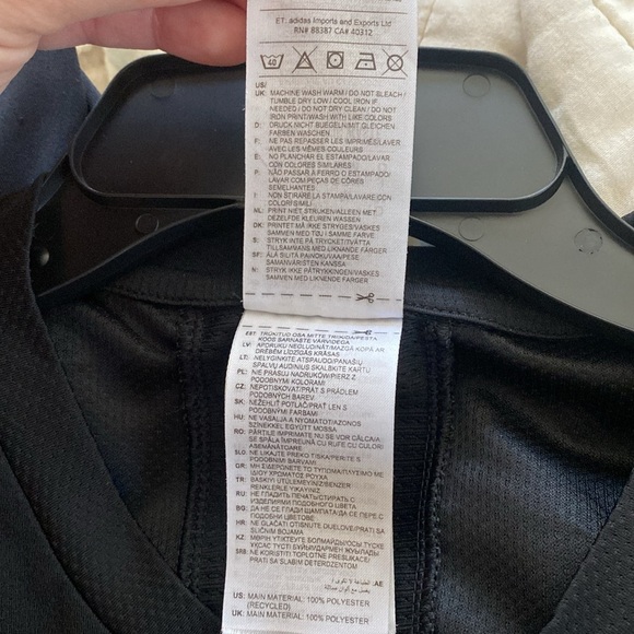 Mens Adidas Aeroready Black Short Sleeve Tee size medium - Picture 6 of 7